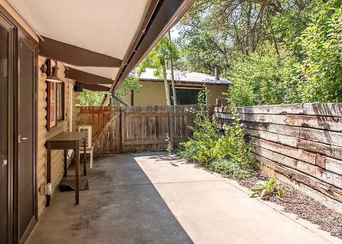 Million Dollar Creekside Treehouse Hottub Rafting Hiking Fishing And Mins To Glenwood And Hotsprings